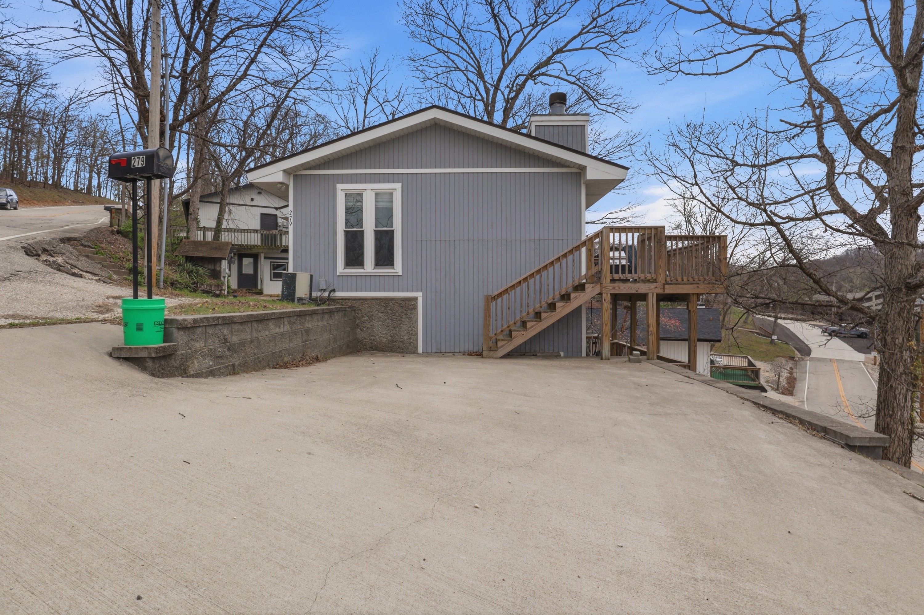 279 Spring Road